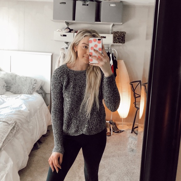 H&M Sweaters - H&M sweater XS